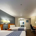 Econo Lodge Inn & Suites University