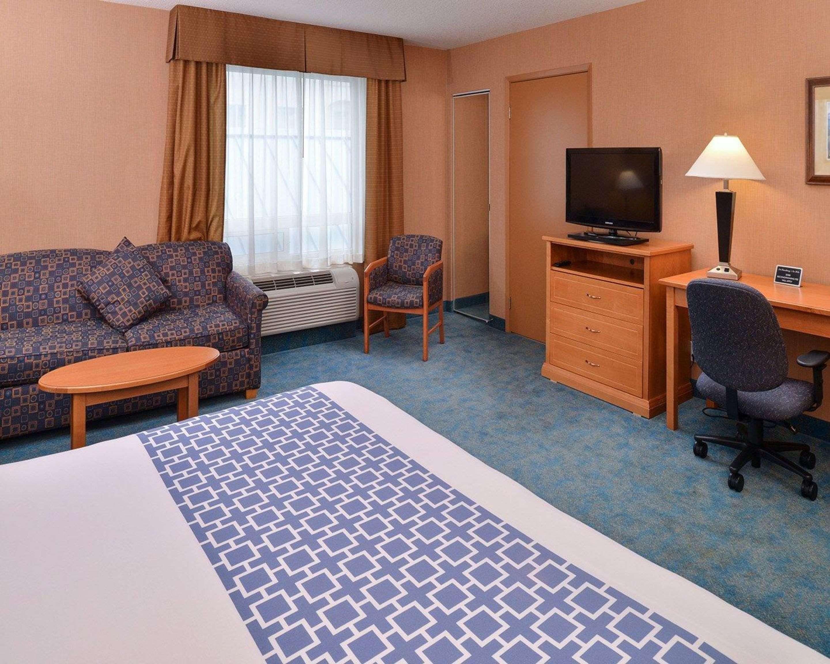 Econo & Hotel