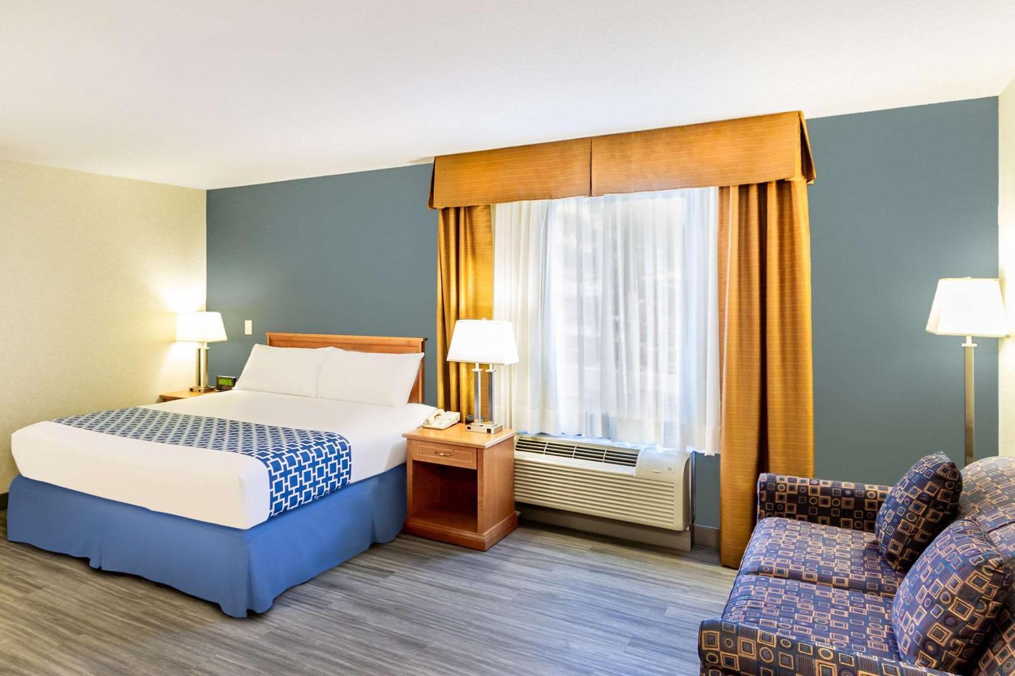 Hotel Econo & 2*