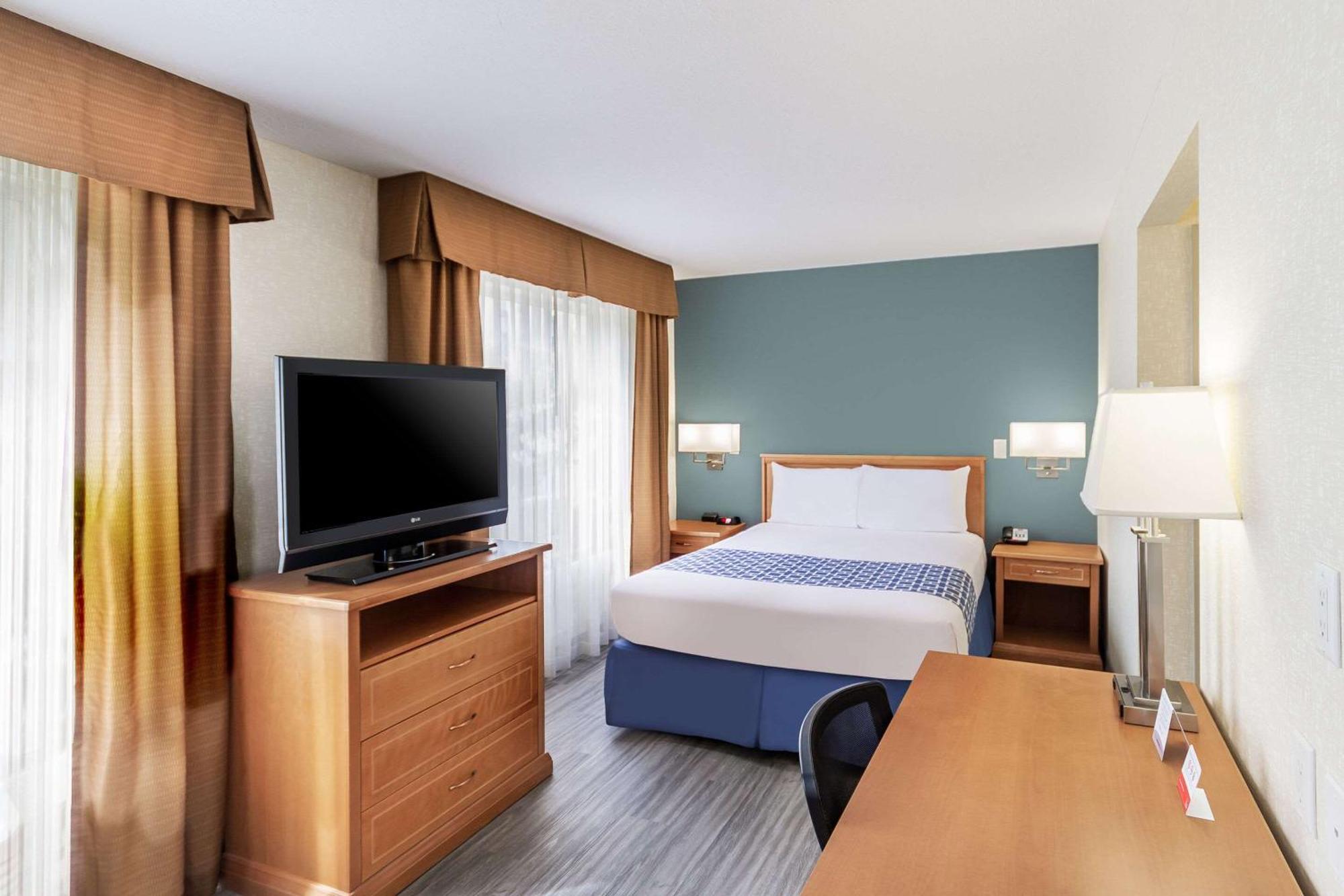 Hotel Econo & 2*